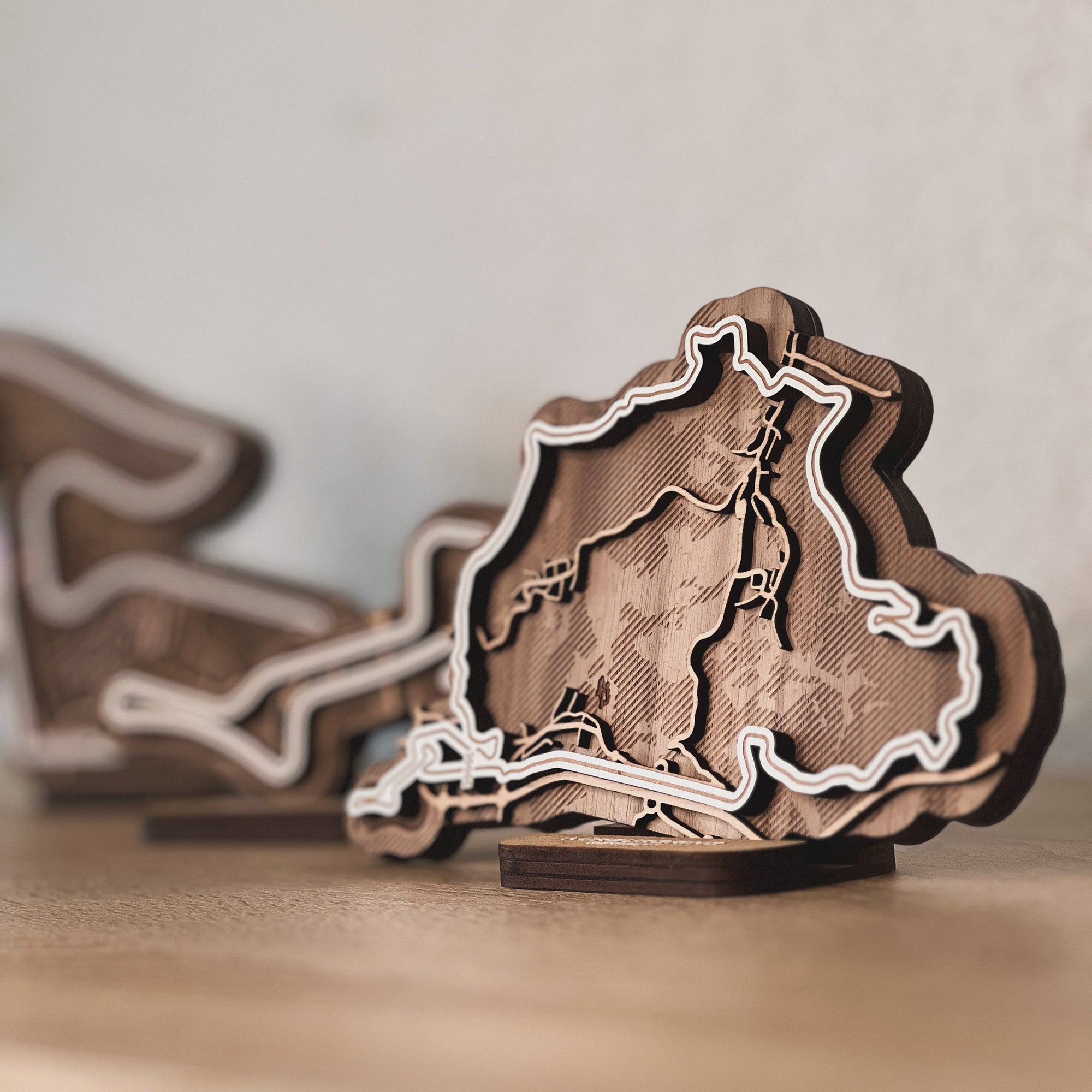 Wooden Racetrack Wall Art & Statues, Gifts for F1 and MotoGP Fans - Mini Racetracks